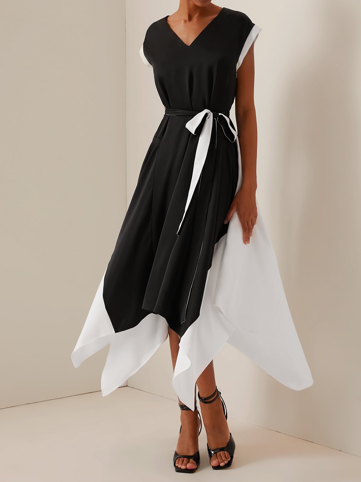 Black V Neck Short Sleeve Tie Waist A-line Midi Dress