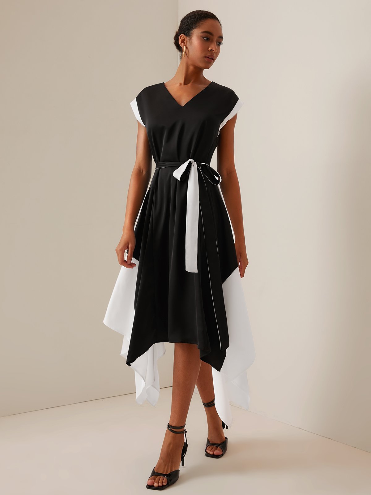 Black V Neck Short Sleeve Tie Waist A-line Midi Dress