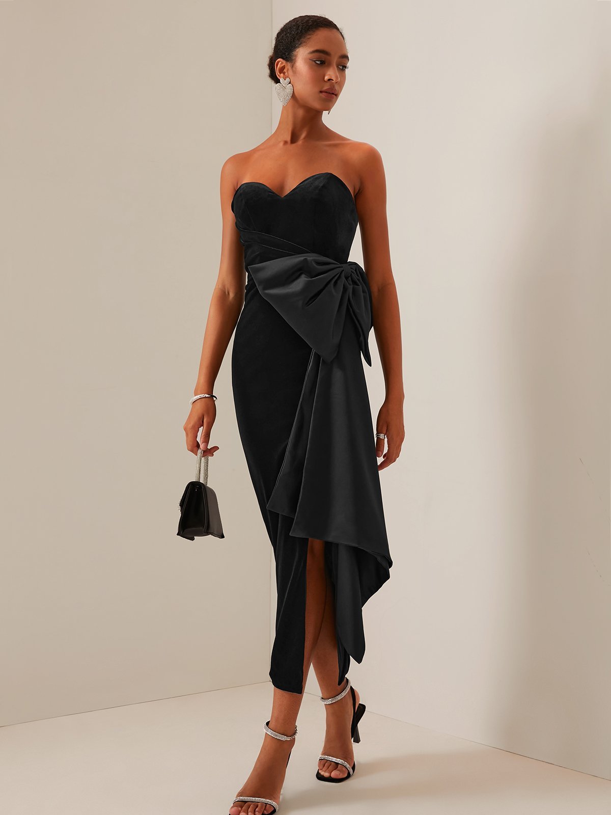 Black Bow Strapless Velvet Sheath Midi Dress