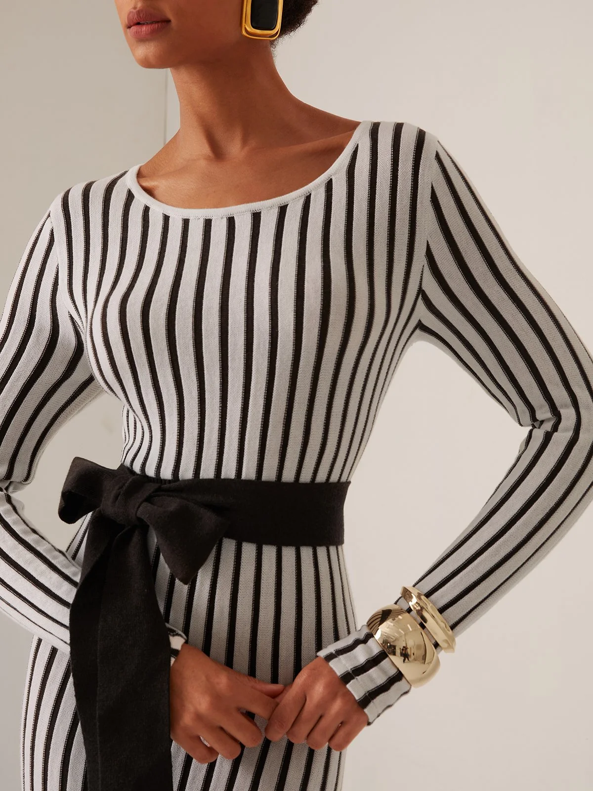 White Striped A-Line Maxi Wool Sweater Dress With Belt