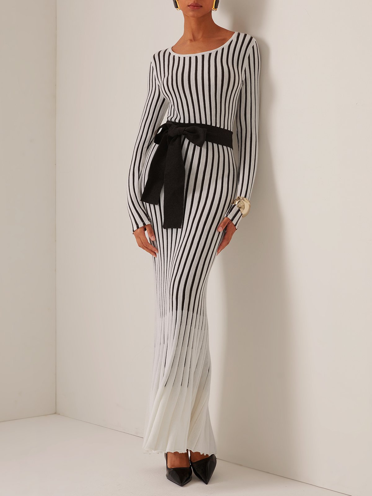 White Striped A-Line Maxi Wool Sweater Dress With Belt