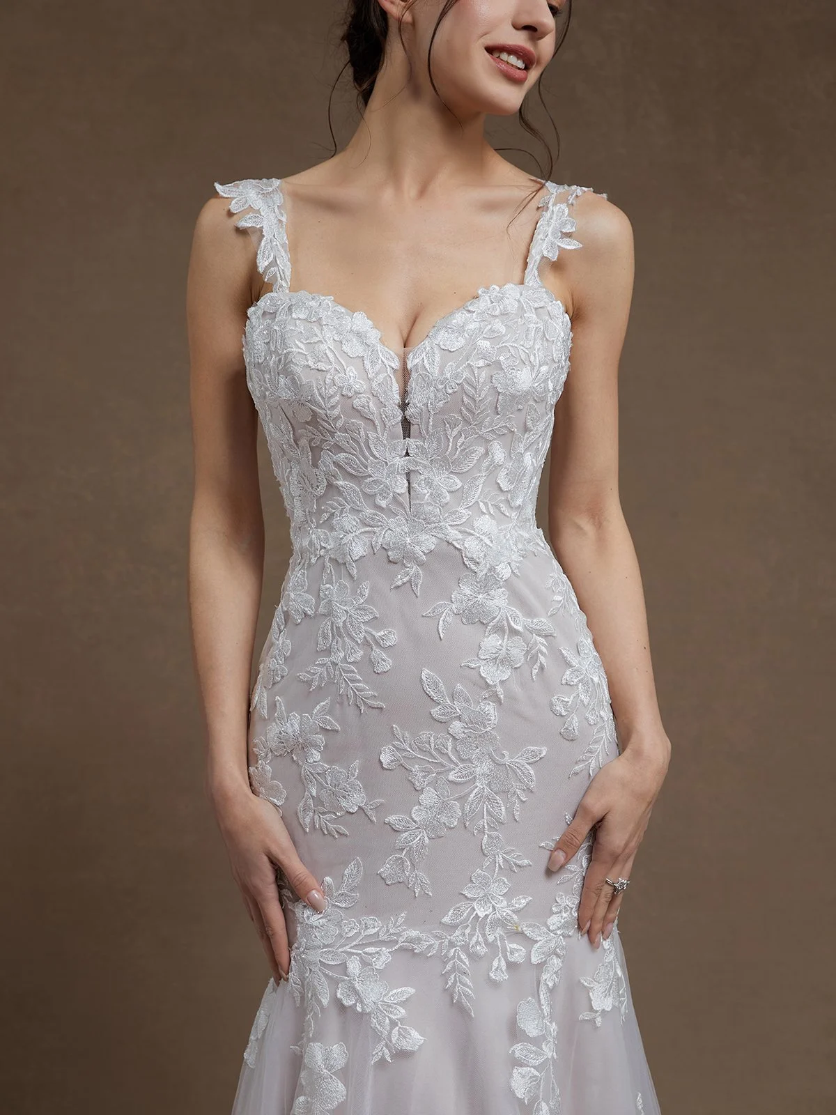 White Lace Wedding Dress Spaghetti Gallus Mermaid Gown