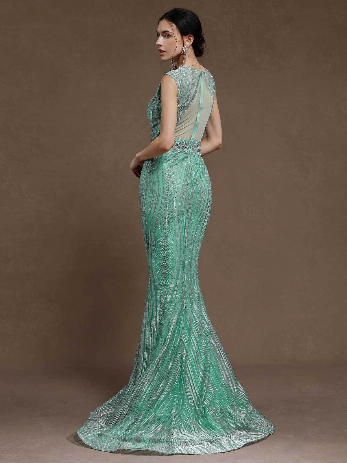 Green Rhinestone Ruched Wedding Dress V Neck Sleeveless Mermaid Gown