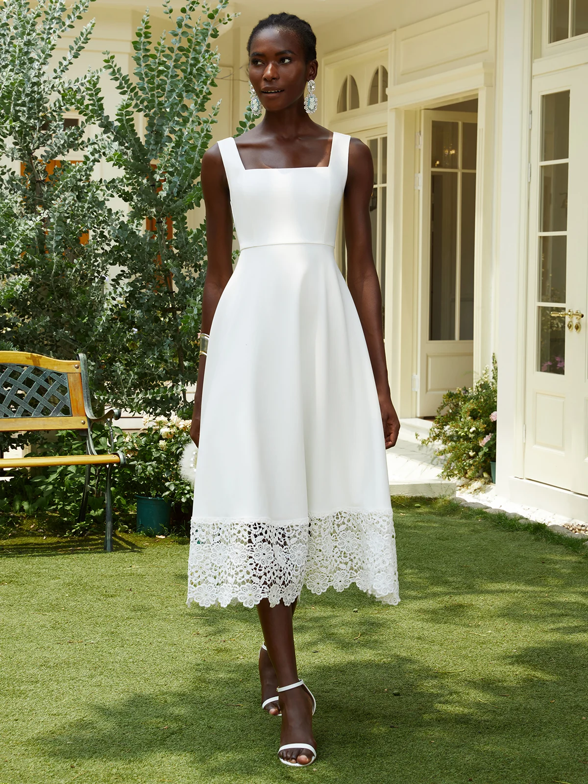 White Lace Classic Square Neck Sleeveless A-Line Maxi Dress