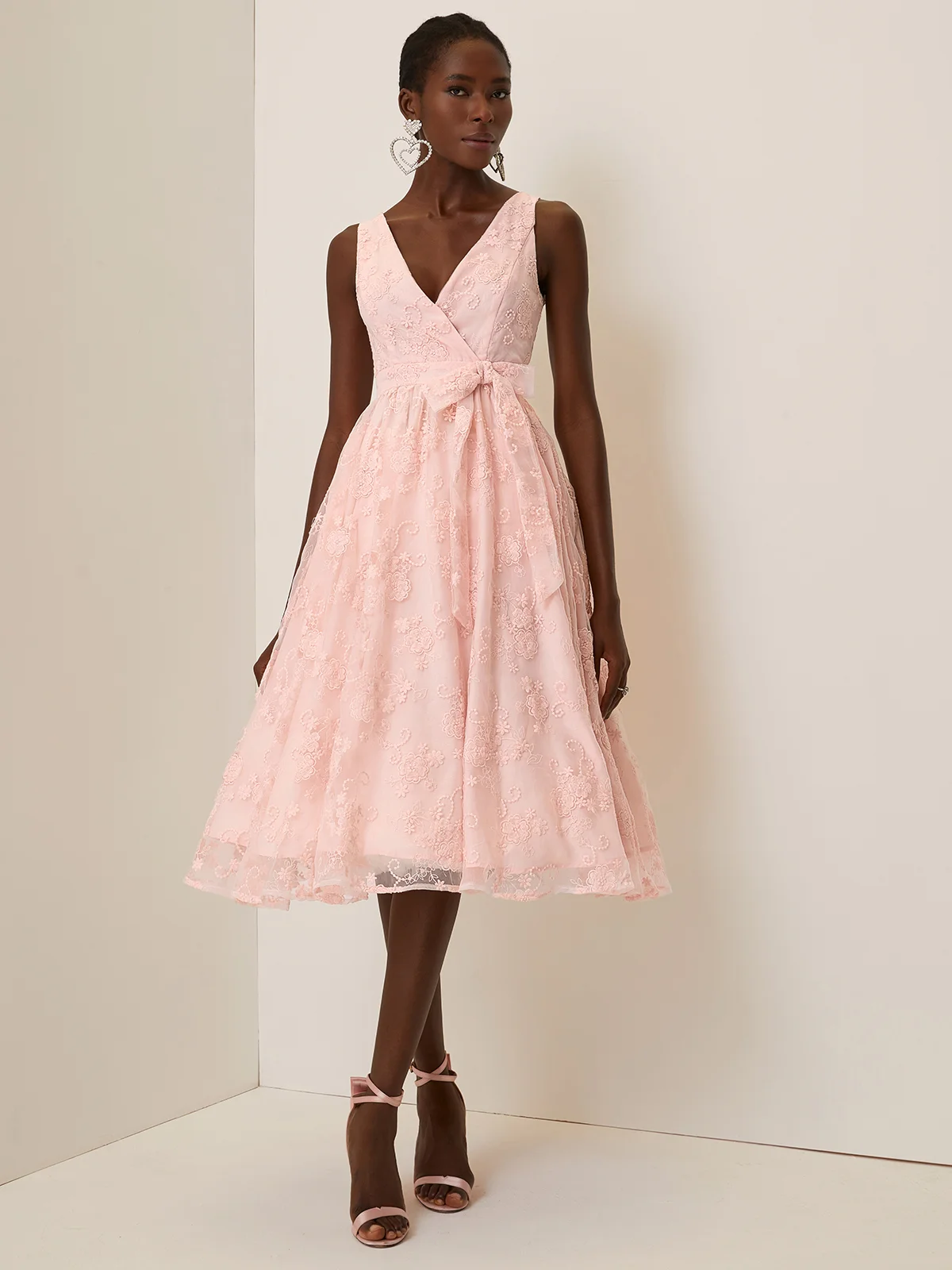 Light Pink Bow Classic V Neck Sleeveless A-Line Midi Dress
