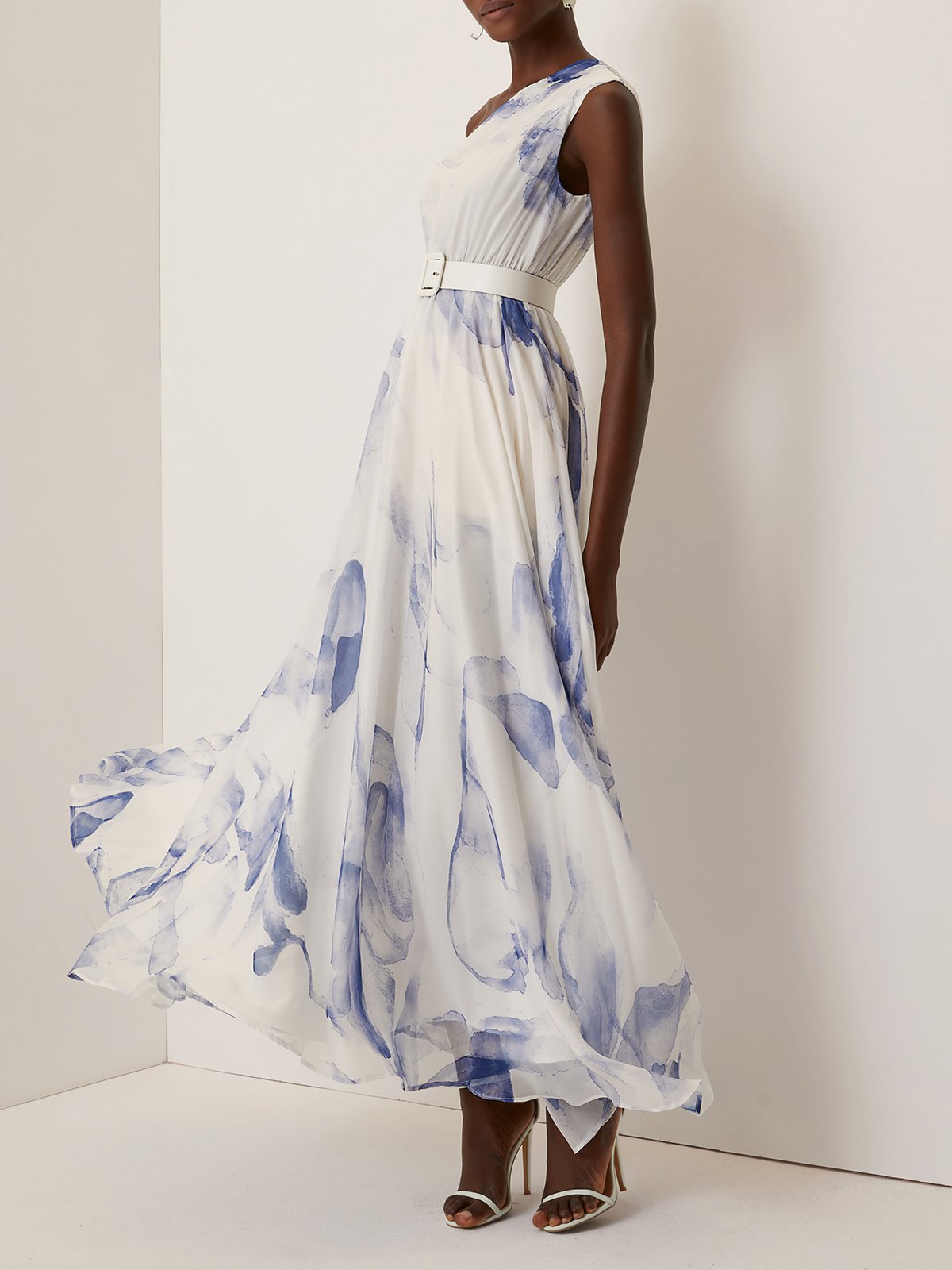 Blue Printing Asymmetric Chiffon One Shoulder Short Sleeve A-Line Maxi Dress