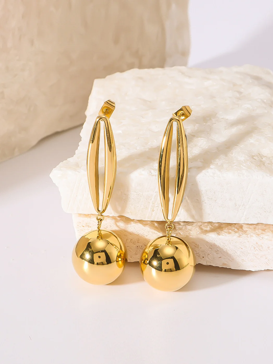 Copper Golden circle metal ball geometric simple texture earrings Jewelry