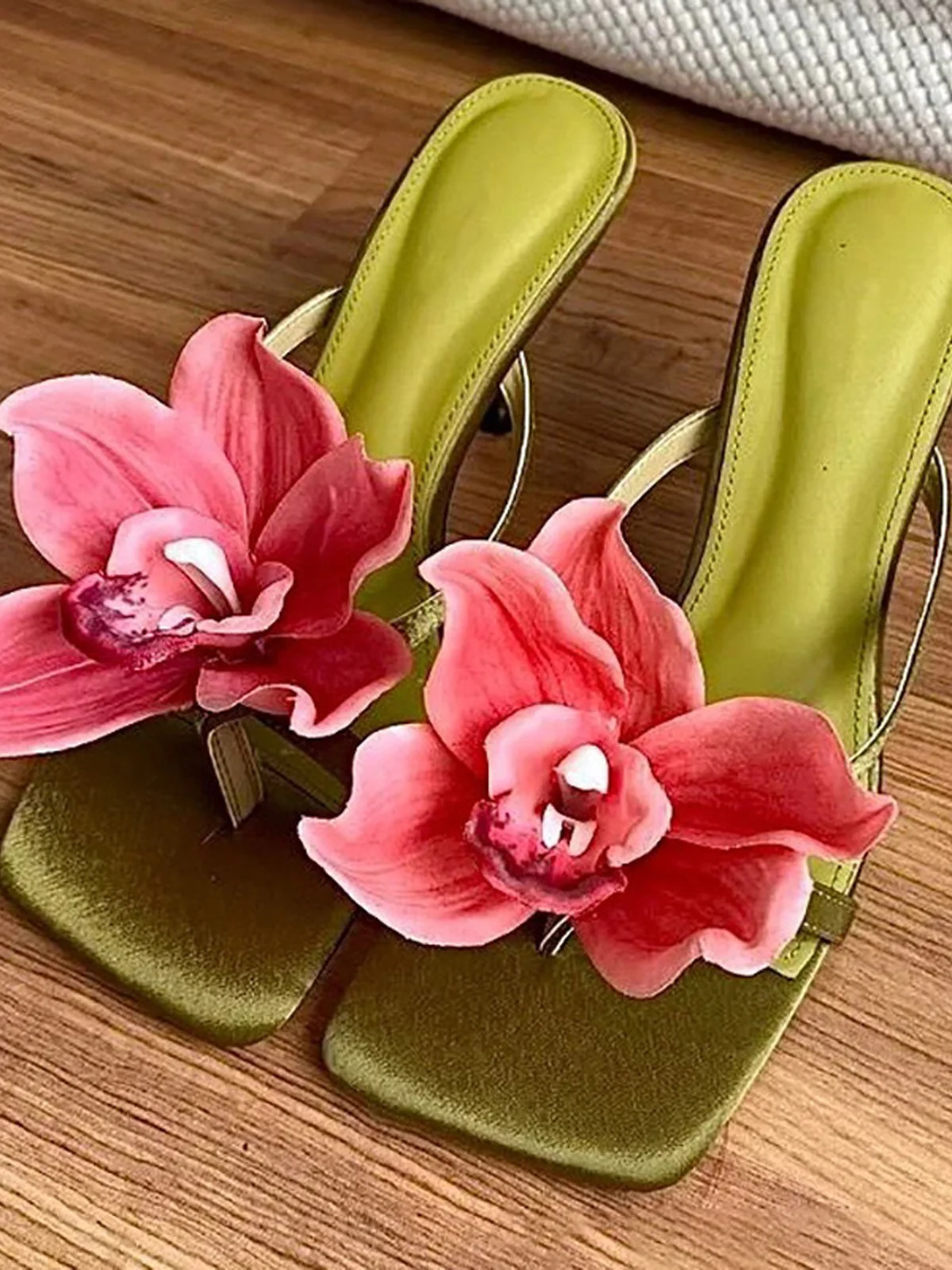 Summer Floral Vacation Strappy Sandals