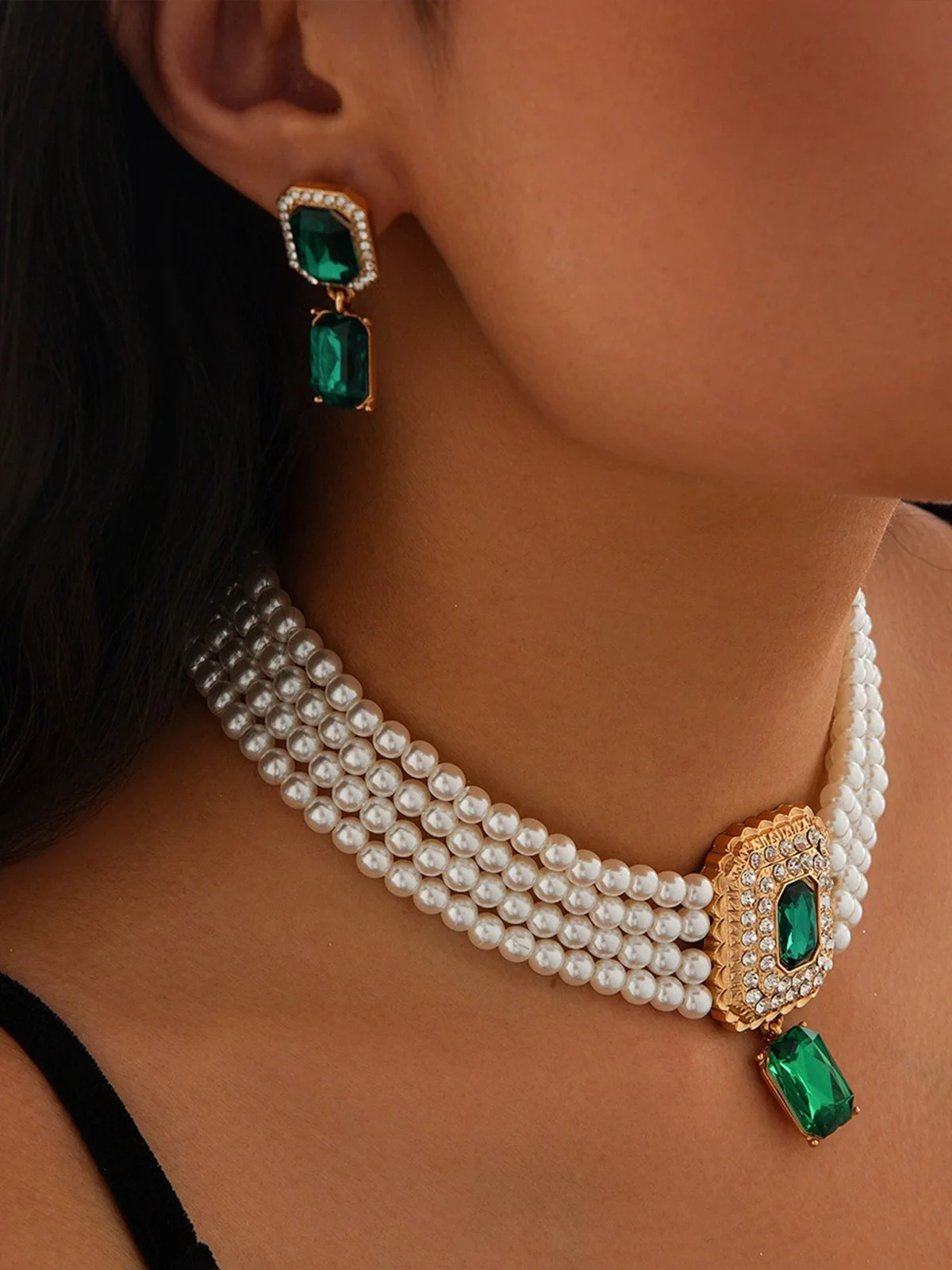 Pearl Neckless And Earrings Sets