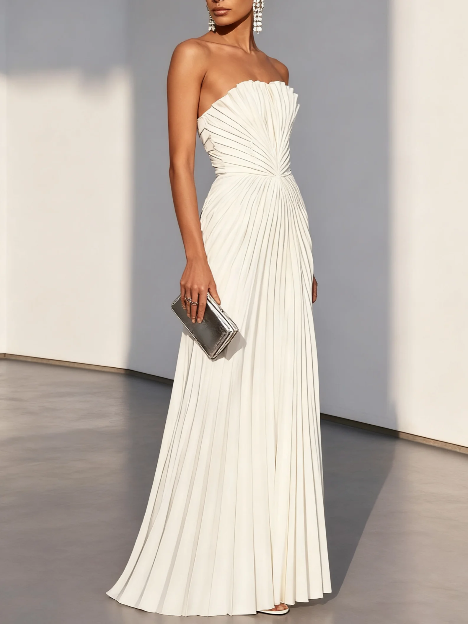 White Pleated Classic Strapless Sleeveless A-Line Maxi Dress
