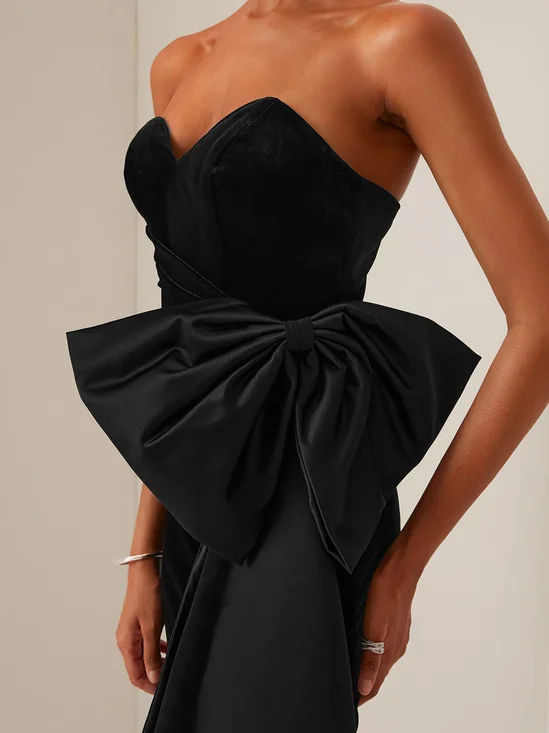 Black Bow Strapless Velvet Sheath Midi Dress