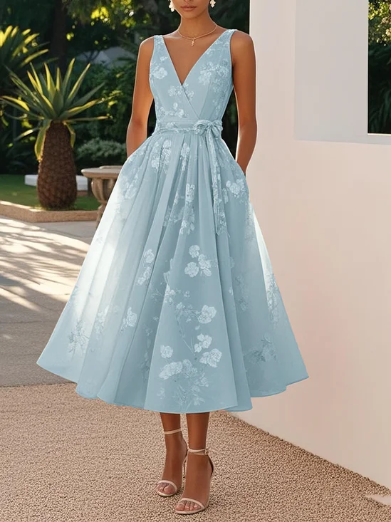 Light Blue Bow Embroidery Classic V Neck Sleeveless A-Line Midi Dress